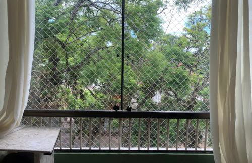 Apto aconchegante com 3 dormitorios bem localizado - Foto 2