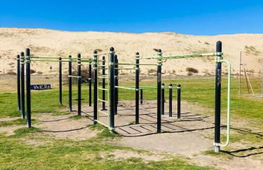 SEA view from BED 100M Beach, Free Parking, Surf - Foto 18