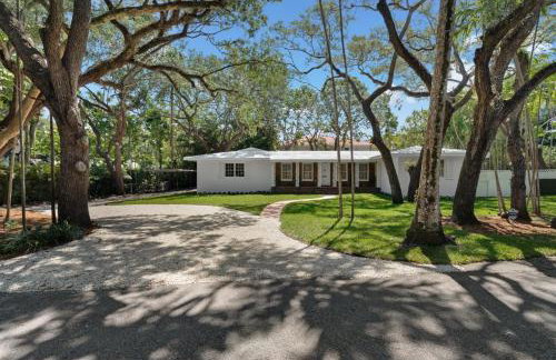 Memory Lane Cozy Home with Pool Lush South Miami - Foto 55