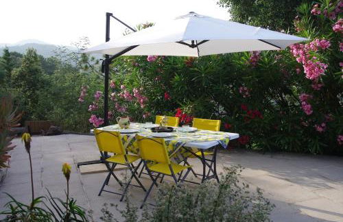 Appartement à Anthéor avec vaste piscine, vue mer et montagne - Foto 23