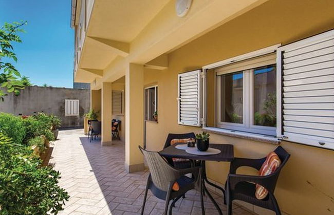 Charming One Bedroom Apartment Povljana - Foto 10