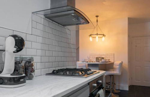 No6 - Beverley - Elegant Townhouse - Central location - Photo 17