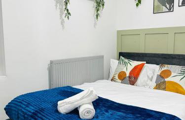 4BDR House By Homesy - Short Term Rental Cardiff - Ideal for Contractors - Foto 6