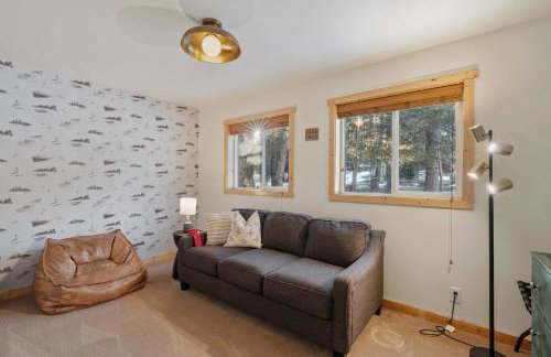 Mountain Retreat - Sleeps 7 - Canoe - Fireplace - Foto 40