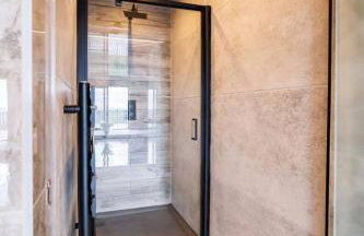 Lux Manor Sleeps 30 - Pool Sauna Hot Tub Cave - Foto 47