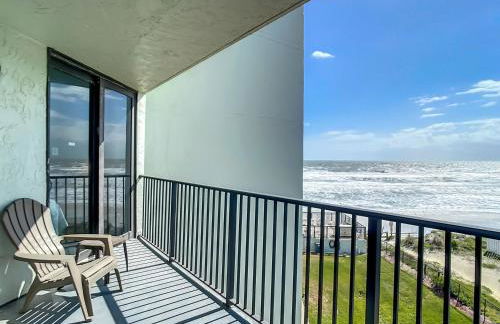 Ocean View with a beachfront pool at Ocean Trillium Condo ~ 402 - Foto 2