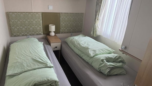 Family 3 Bedroom Caravan at Heacham Beach - Foto 4, Habitación