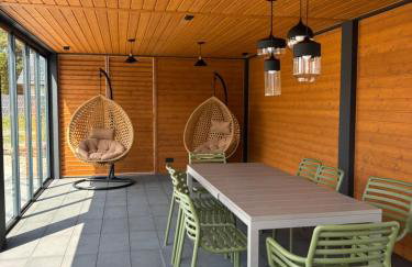 Siedlisko na wydmach, sauna,podgrzewane jacuzzi,domki klimatyzowane,starlink internet,parking - Photo 13