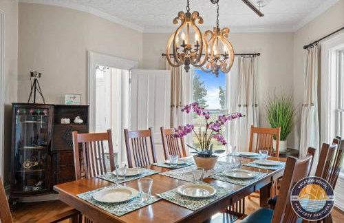 Historic 1868 Farmhouse Kettle Moraine Getaway - Foto 11