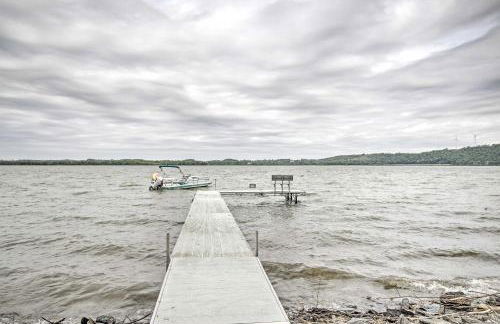 Lake View and Hot Tub Wrightsville Cabin! - Foto 39