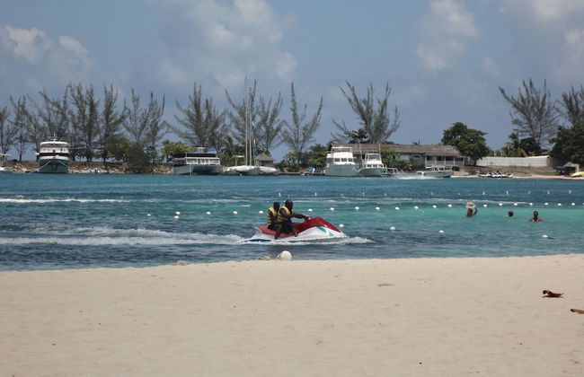 Private 2 Bedroom Beachfront Penthouse Condo Ocho Rios, Jamaica - Foto 33