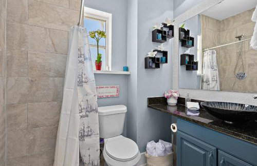 Casa Bella- Chic, Retro Apt- Steps to Historic District! - Foto 21