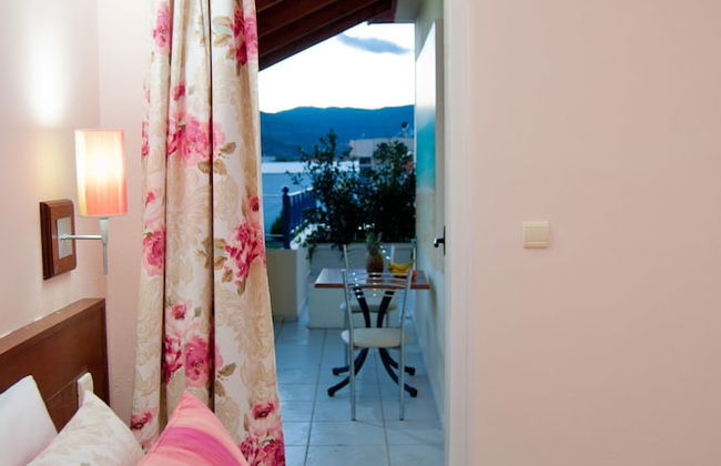 Philoxenia Hotel & Spa - Photo 3