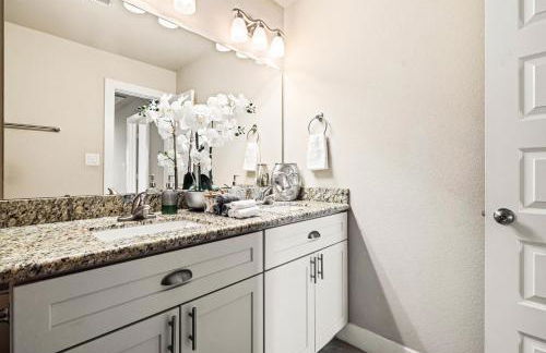 Near Med Center NRG Balcony Yard Desk WiFi Games - Foto 34