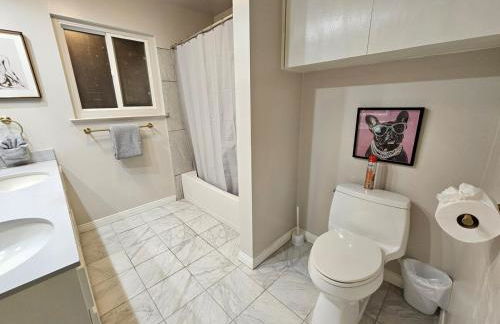 La Jolla Gem with Ocean View - 11 Beds, Hot Tub, Karaoke & Game Den - Foto 39