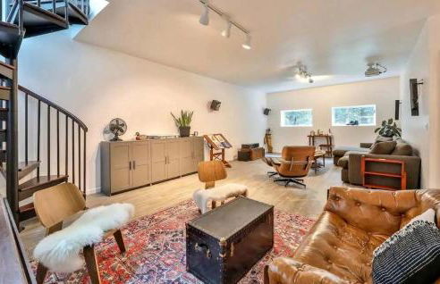 Unique and Private 25ft Waterfall House in Hunter - Foto 19