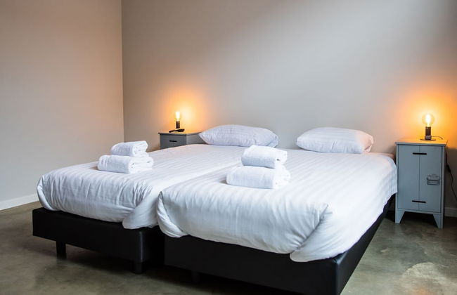 Apartment in Vrouwenpolder Near the Beach - Photo 2