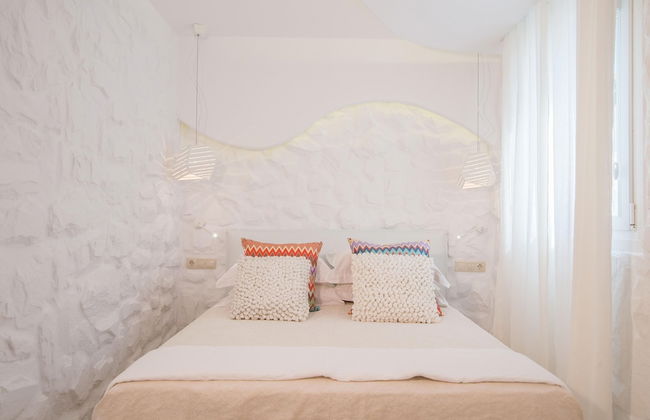 Spiros Hotel - Photo 25