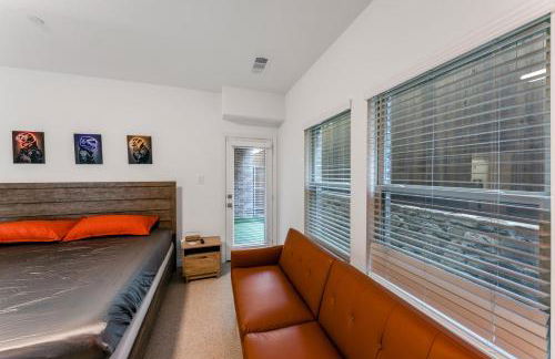 Luxury Oasis - Glam Decor, Putting Green, Arcade Fun & EV Station - Foto 53