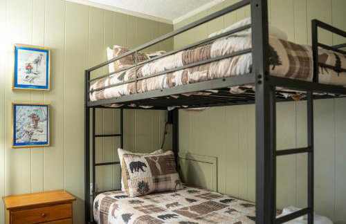Walk to Sugar Mountain Resort | Cabin | Hot Tub - Foto 41