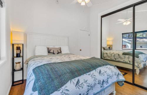 The Bungalow Partial Home Rental - Photo 6