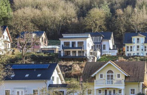 Lovely Apartment In Burgen With Wifi - Foto 8