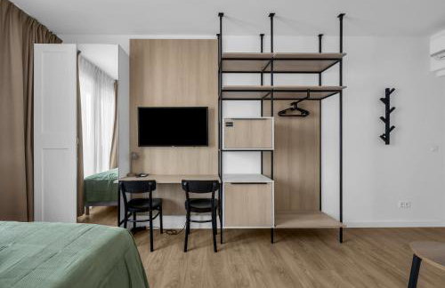 Praga Studio with Air-Con - 140m Metro, near PGE Narodowy Stadium - by Rentujemy - Foto 17