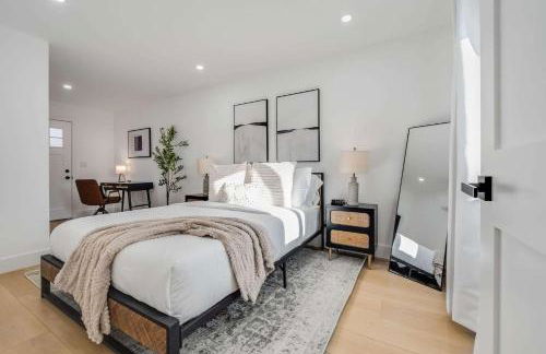 Brand New Apt w Parking Blocks from Downtown- B - Foto 3