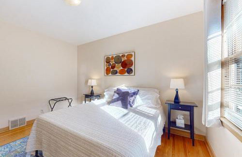 Close to Lake Harriet! Walkable Gem Near Shopping - Foto 19