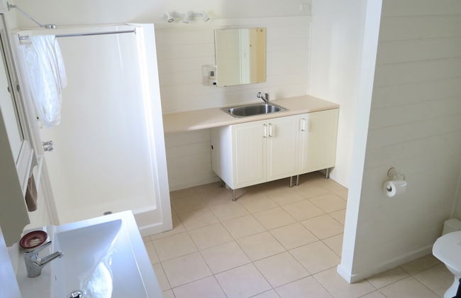 The Black Sparrow - Photo 49