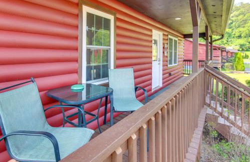 Hike, Fish and Relax Bryson City Cabin Escape - Foto 3