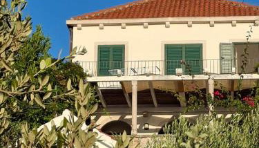 Ferienhaus mit Pool und Meerzugang - Foto 2