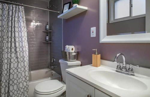 Fantastic Falls Church HomeBase for DC area travel - Foto 13