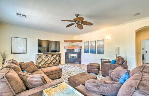 Pool, Game Room and Views! Laveen Village Getaway - Foto 6