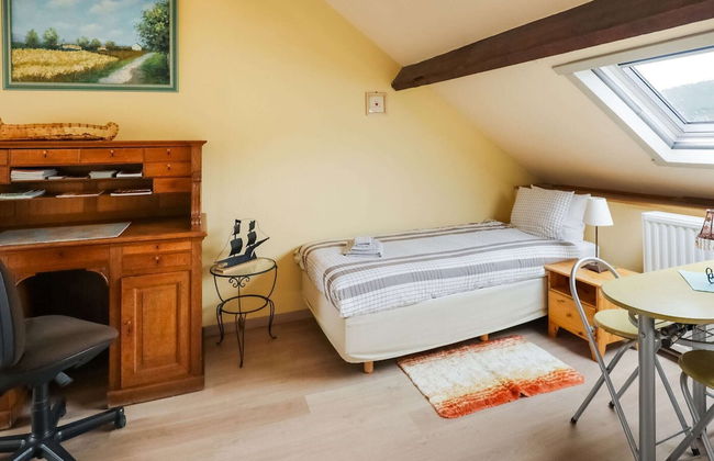 Lovely Cottage in Vierves-sur-viroin With Garden and Terrace - Foto 9