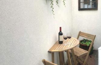 The Hideaway - 1 bed apartment in central Brighton - Foto 21