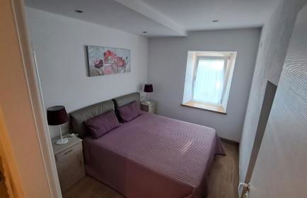 Bruce's family home - Photo 14