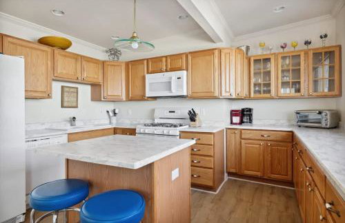 Lake Michigan Getaway by Juniper Holiday + Home - Foto 16