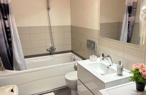 Terra Magica Deluxe Apartment OR Room with Private Parking, Terrace and Sea View - Foto 43