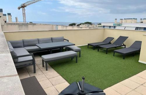 Ático con terraza/vistas al mar/Parking - Foto 7