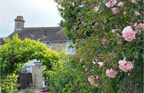 Coastguard Cottage - Photo 12