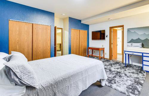 Hike, Ski and Soak! Spacious Anchorage Getaway - Foto 28