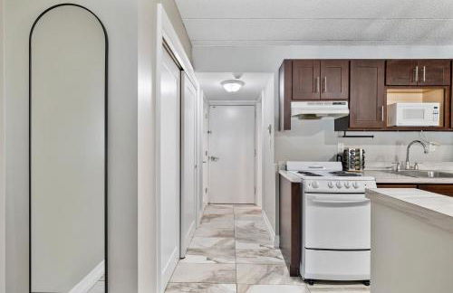 Chic New York Studio with Kitchen - Foto 6