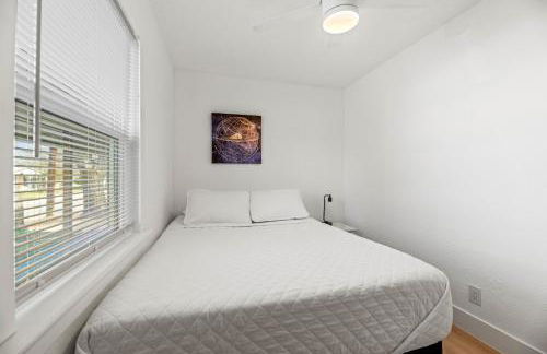 Spacious McKinney Bungalow - 4 Bedrooms - Foto 13