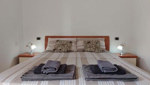 LotusNest - Casa Privata - Letto Matrimoniale, Parcheggio, Treno - Foto 3