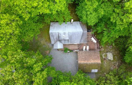 1mi to Lake Wallenpaupack | Firepit | Pet Friendly - Foto 13