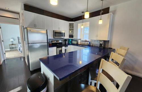 Vista Villa - 3 Bedrooms with Roof Top Deck! - Foto 12