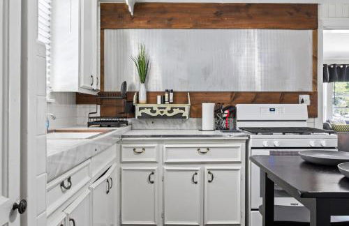 Historic Highlands Retreat Prime Location Gem - Foto 14