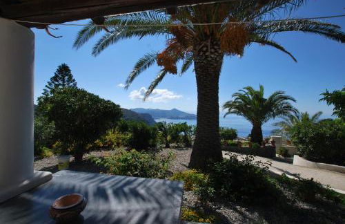Case Quattrocchi - Giardino e Terrazzi con vista Panoramica sul Mare, Etna e Vulcano - Foto 18