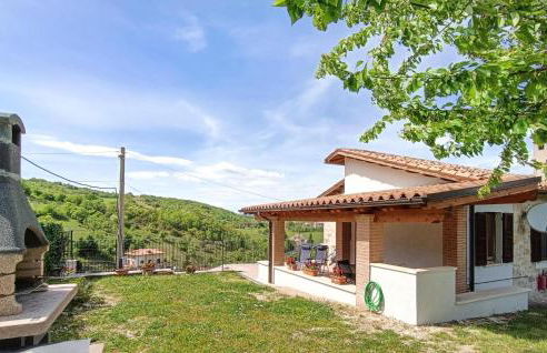 Beautiful Home In Preci With Wifi - Foto 8